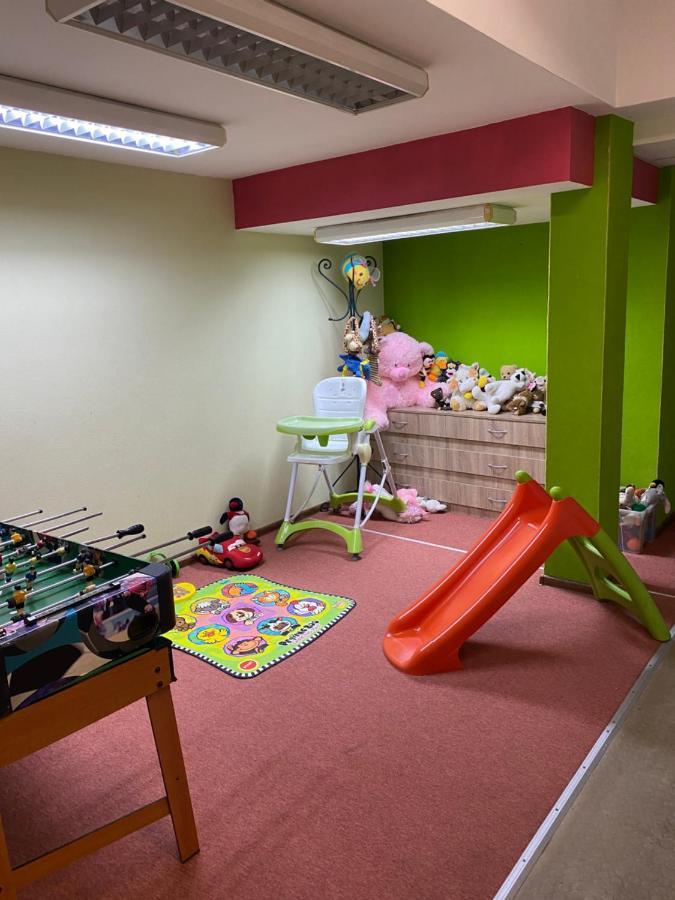 Hotel Smilen Szmoljan Kültér fotó