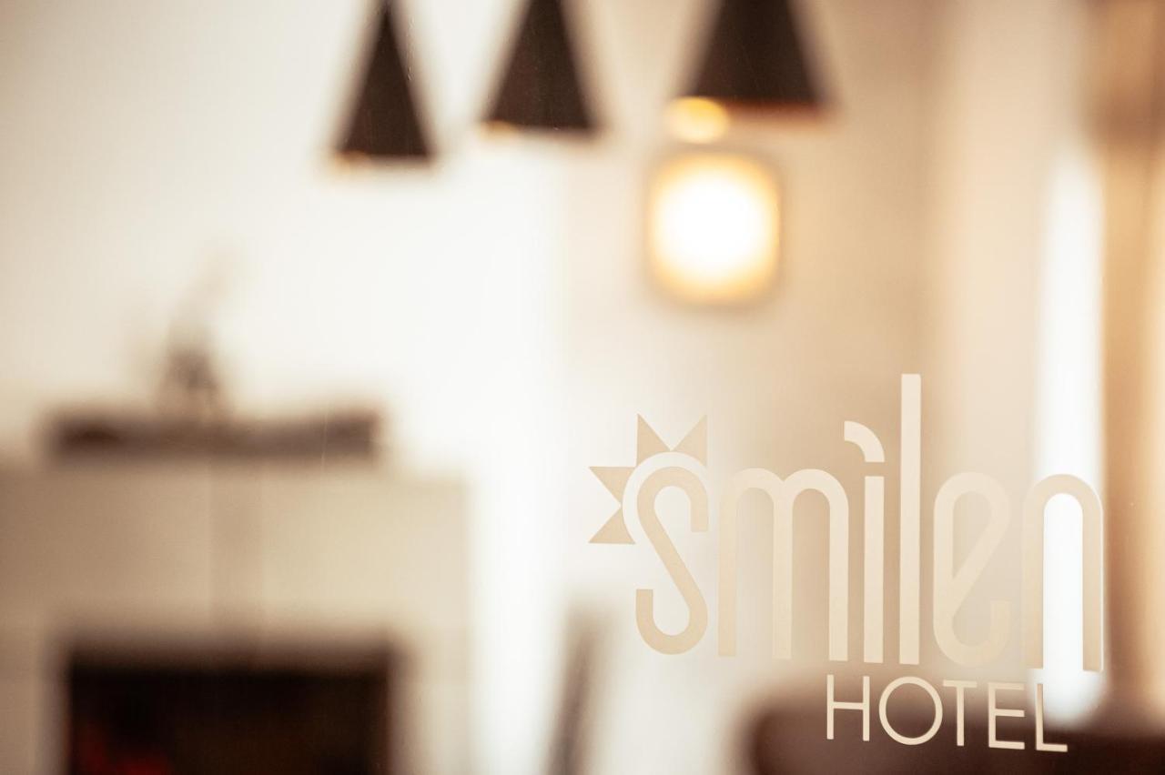 Hotel Smilen Szmoljan Kültér fotó