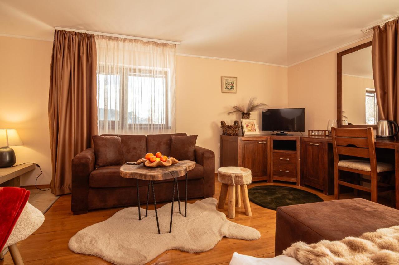 Hotel Smilen Szmoljan Kültér fotó