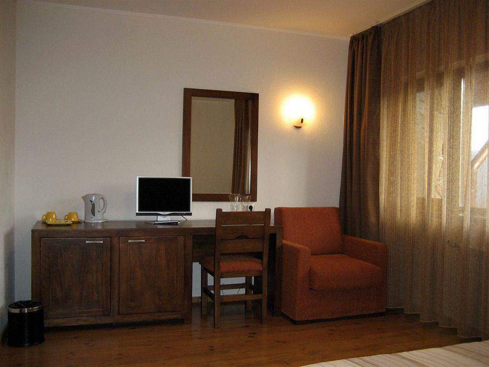 Hotel Smilen Szmoljan Kültér fotó